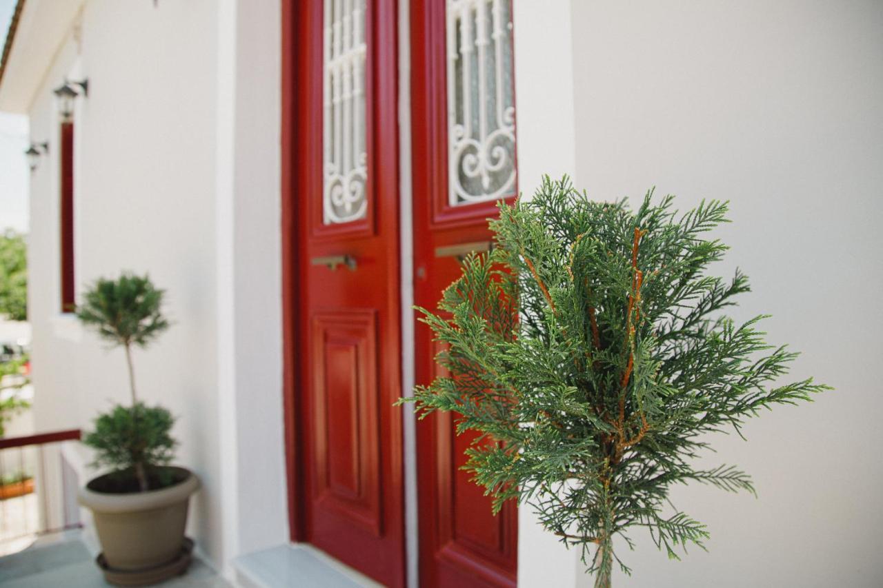 Rooms In Yard Corinth 外观 照片